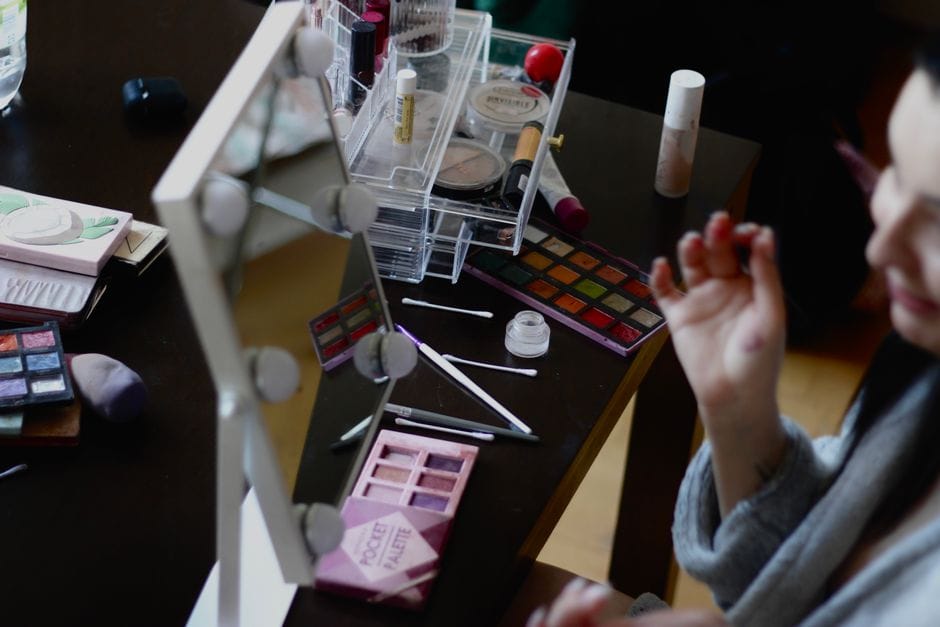 Correcteur : neutraliser cernes et rougeurs avec justesse