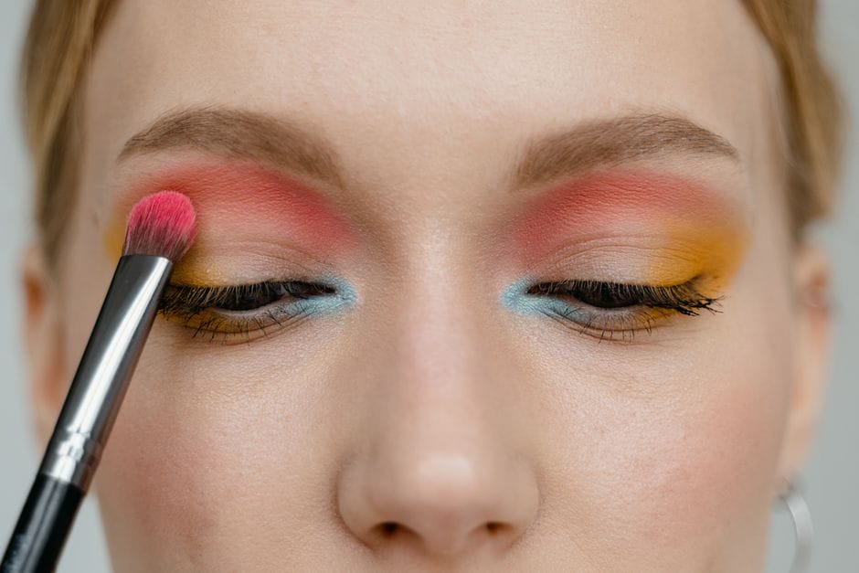 Eye-liner : les gestes simples pour un trait net sans trembler
