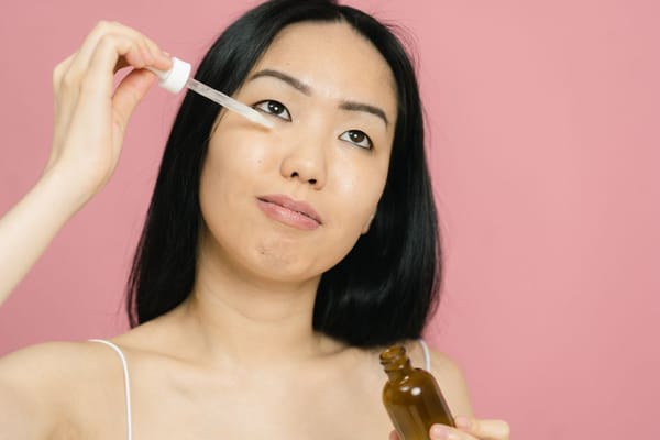 Pores dilatés : des solutions réalistes pour affiner le grain